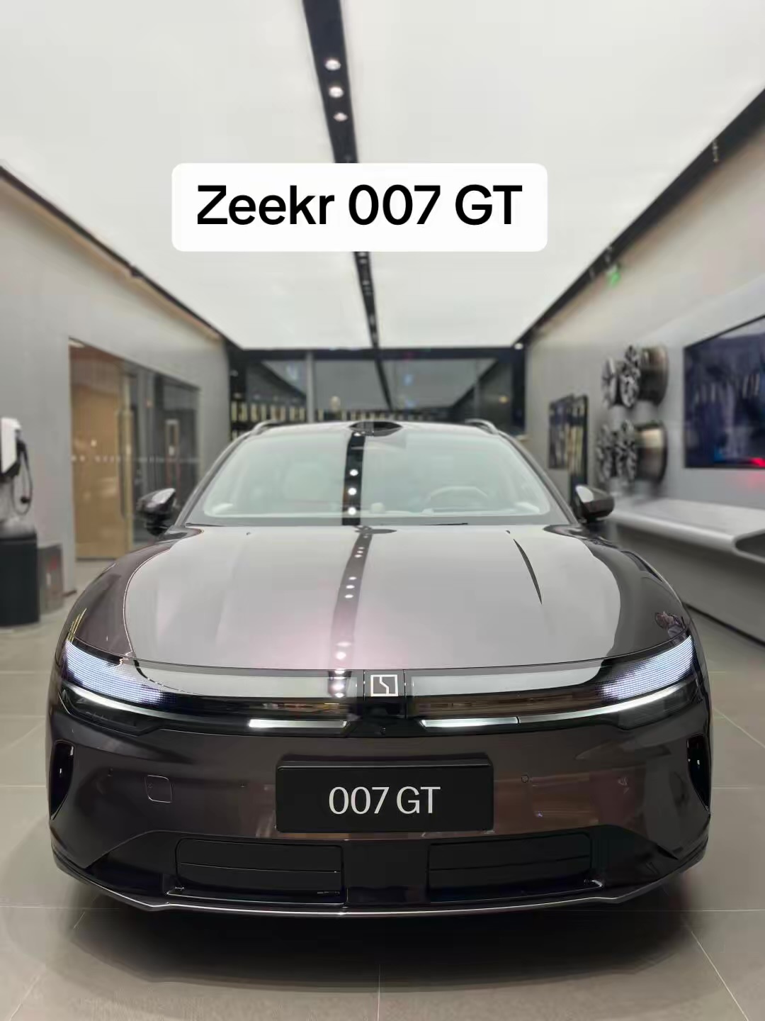 ZEEKR 007 GT