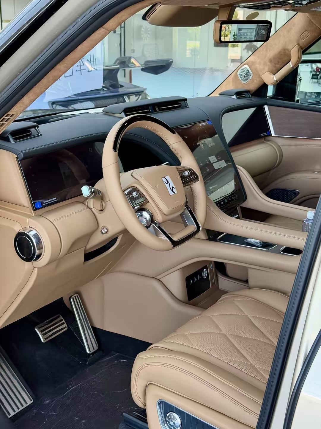 BYD YANGWANG U8L