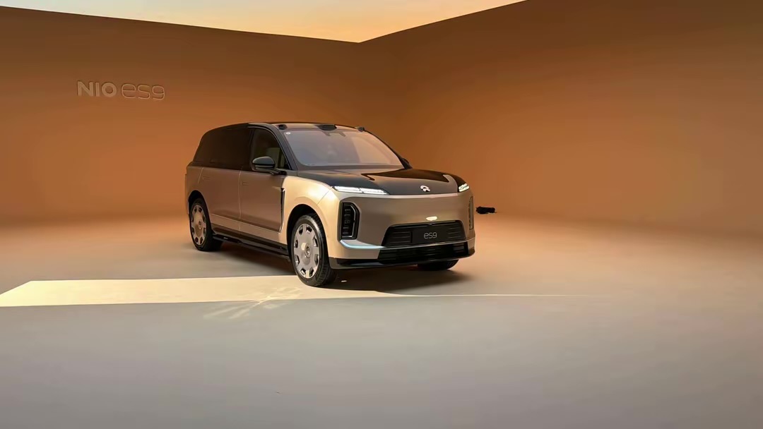 Nio ES9